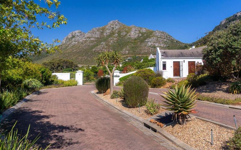 4 Bedroom Property for Sale in Hout Bay Western Cape